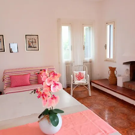 Villa D Lady Fronte Mare Villa *
