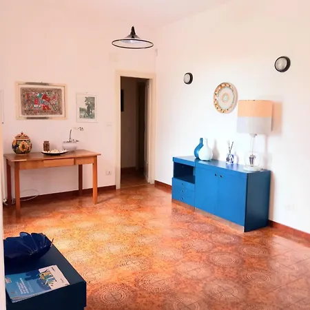D Lady Fronte Mare Villa Terracina