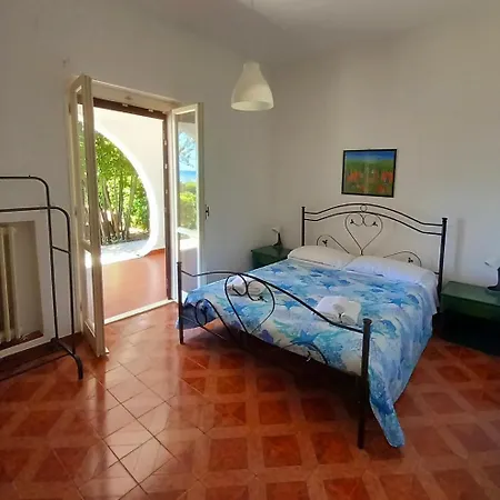 D Lady Fronte Mare Villa