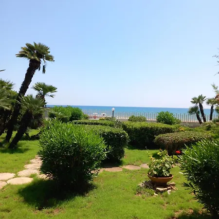 Villa D Lady Fronte Mare *